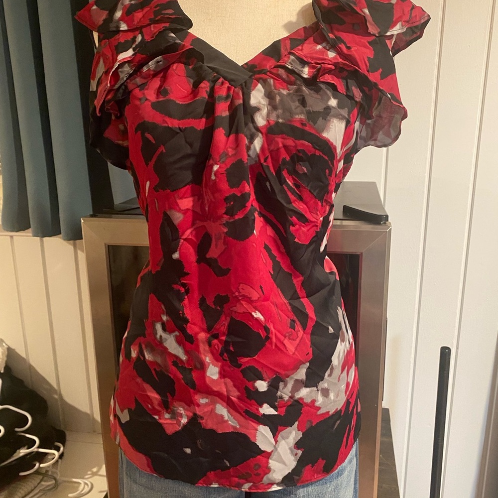 Floral Ruffle Sleeve Top - Red and Black